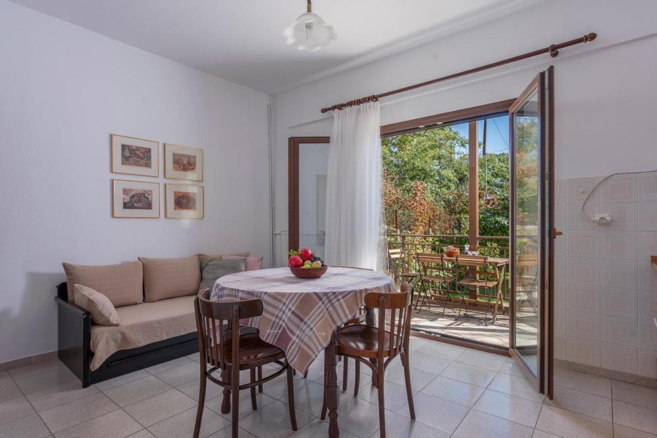 Blooming Memories Apartment Vourvourou Exterior photo